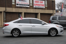 Used 2015  Hyundai Sonata 4d Sedan SE at Warner Motors near East Orange&comma; NJ
