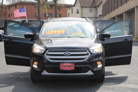 Used 2018  Ford Escape 4d SUV 4WD SE w&sol;SYNC3 at Warner Motors near East Orange&comma; NJ