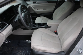 Used 2015  Hyundai Sonata 4d Sedan SE at Warner Motors near East Orange&comma; NJ