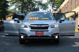 Used 2017  Subaru Forester 4d SUV 2&period;5i Touring at Warner Motors near East Orange&comma; NJ