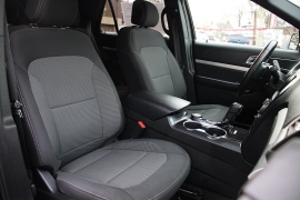 Used 2017 Ford Explorer 4d SUV 4WD XLT at Warner Motors near East Orange, NJ