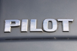 Used 2011  Honda Pilot 4d SUV 4WD EX-L at Warner Motors near East Orange&comma; NJ