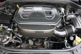 Used 2019  Jeep Grand Cherokee 4d SUV 4WD Laredo E at Warner Motors near East Orange&comma; NJ