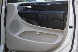 Used 2011  Chrysler Town & Country 4d Wagon Touring L at Warner Motors near East Orange&comma; NJ