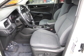 Used 2019  Kia Sorento 4d SUV AWD LX I4 at Warner Motors near East Orange&comma; NJ