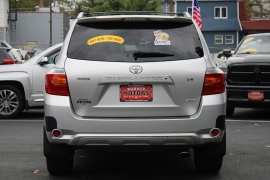 Used 2008  Toyota Highlander 4d SUV AWD Limited at Warner Motors near East Orange&comma; NJ