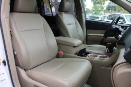 Used 2010 Toyota Highlander 4d SUV AWD Limited at Warner Motors near East Orange, NJ