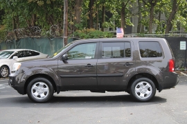 Used 2014 Honda Pilot 4d SUV 4WD LX at Warner Motors near East Orange, NJ