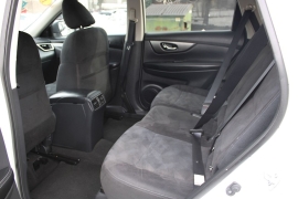 Used 2015  Nissan Rogue 4d SUV AWD SV at Warner Motors near East Orange&comma; NJ