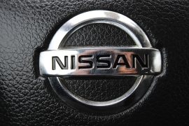 Used 2015  Nissan Rogue 4d SUV AWD SV at Warner Motors near East Orange&comma; NJ