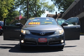 Used 2013  Toyota Camry 4d Sedan SE at Warner Motors near East Orange&comma; NJ