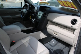 Used 2011  Honda Pilot 4d SUV 4WD EX-L at Warner Motors near East Orange&comma; NJ