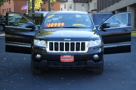 Used 2012 Jeep Grand Cherokee 4d SUV 4WD Laredo at Warner Motors near East Orange, NJ