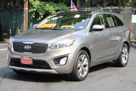 Used 2016  Kia Sorento 4d SUV AWD SX at Warner Motors near East Orange&comma; NJ