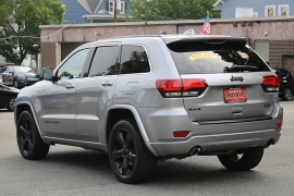 Used 2015 Jeep Grand Cherokee 4d SUV 4WD Laredo Altitude at Warner Motors near East Orange, NJ