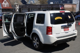 Used 2013 Honda Pilot 4d SUV 4WD Touring at Warner Motors near East Orange, NJ