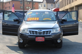 Used 2013  Subaru Forester 4d SUV X Premium Auto at Warner Motors near East Orange&comma; NJ
