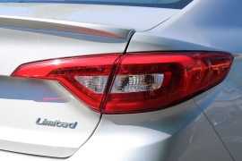 Used 2017  Hyundai Sonata 4d Sedan Limited at Warner Motors near East Orange&comma; NJ