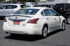 Used 2015  Nissan Altima 4d Sedan S 2&period;5L at Warner Motors near East Orange&comma; NJ