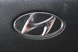 Used 2015  Hyundai Sonata 4d Sedan SE at Warner Motors near East Orange&comma; NJ