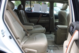 Used 2010 Toyota Highlander 4d SUV AWD Limited at Warner Motors near East Orange, NJ