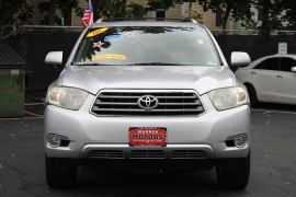 Used 2008  Toyota Highlander 4d SUV AWD Limited at Warner Motors near East Orange&comma; NJ