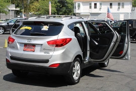 Used 2012  Hyundai Tucson 4d SUV AWD GLS at Warner Motors near East Orange&comma; NJ