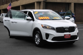 Used 2019  Kia Sorento 4d SUV AWD LX I4 at Warner Motors near East Orange&comma; NJ