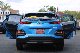 Used 2020  Hyundai Kona 4d SUV FWD SE at Warner Motors near East Orange&comma; NJ