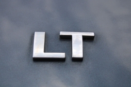 Used 2018  Chevrolet Equinox 4d SUV FWD LT w&sol;1LT at Warner Motors near East Orange&comma; NJ