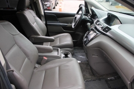 Used 2014 Honda Odyssey 4d Wagon Touring Elite at Warner Motors near East Orange, NJ