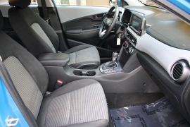 Used 2020  Hyundai Kona 4d SUV FWD SE at Warner Motors near East Orange&comma; NJ