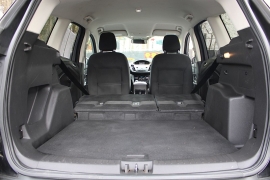 Used 2018  Ford Escape 4d SUV 4WD SE w&sol;SYNC3 at Warner Motors near East Orange&comma; NJ