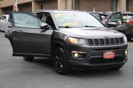 Used 2019  Jeep Compass 4d SUV 4WD Latitude at Warner Motors near East Orange&comma; NJ