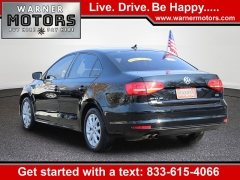 Used 2015  Volkswagen Jetta 4d Sedan SE Auto at Warner Motors near East Orange&comma; NJ
