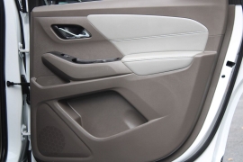Used 2019  Chevrolet Traverse 4d SUV FWD LT Cloth w&sol;1LT at Warner Motors near East Orange&comma; NJ