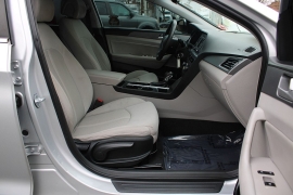 Used 2015  Hyundai Sonata 4d Sedan SE at Warner Motors near East Orange&comma; NJ
