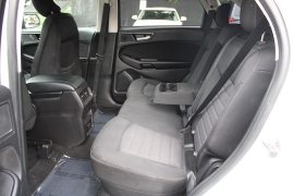 Used 2018  Ford Edge 4d SUV AWD SE EcoBoost at Warner Motors near East Orange&comma; NJ