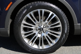 Used 2017 Lincoln MKX 4d SUV AWD Reserve 3.7L at Warner Motors near East Orange, NJ