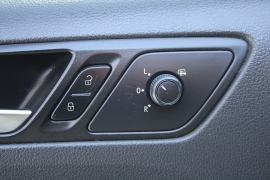 Used 2015  Volkswagen Jetta 4d Sedan SE Auto at Warner Motors near East Orange&comma; NJ