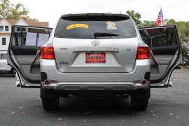 Used 2008  Toyota Highlander 4d SUV AWD Limited at Warner Motors near East Orange&comma; NJ