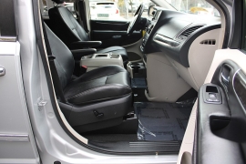 Used 2011  Chrysler Town & Country 4d Wagon Touring L at Warner Motors near East Orange, NJ