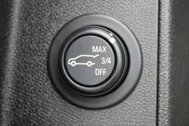 Used 2018  Chevrolet Equinox 4d SUV FWD LT w&sol;1LT at Warner Motors near East Orange&comma; NJ