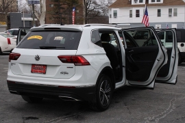 Used 2019  Volkswagen Tiguan 4d SUV SEL 4Motion at Warner Motors near East Orange&comma; NJ