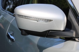Used 2015  Nissan Rogue 4d SUV AWD SV at Warner Motors near East Orange&comma; NJ