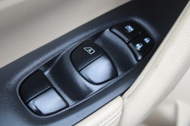 Used 2016 Nissan Rogue 4d SUV AWD SV at Warner Motors near East Orange, NJ