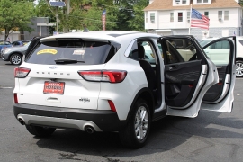Used 2022  Ford Escape SE FWD at Warner Motors near East Orange&comma; NJ