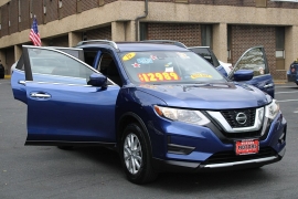 Used 2019  Nissan Rogue 4d SUV AWD SV at Warner Motors near East Orange&comma; NJ