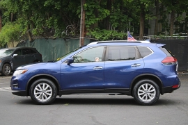 Used 2019  Nissan Rogue 4d SUV AWD SV at Warner Motors near East Orange&comma; NJ