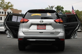 Used 2017  Nissan Rogue 4d SUV AWD SL at Warner Motors near East Orange&comma; NJ